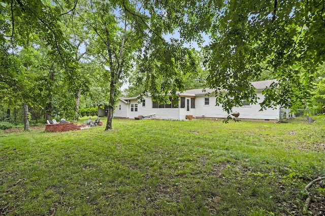 26478 Shadow Rd, Pittsburg, MO 65724 - view of grassy yard featuring entry steps