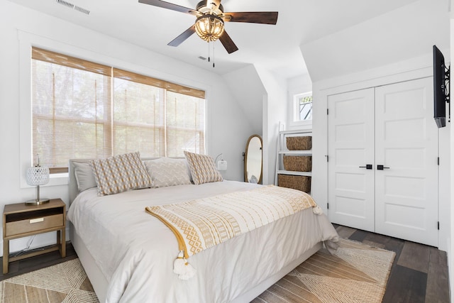 452 Rest Haven Ln, Blue Eye, MO 65611 - bedroom featuring wood finished floors, a closet, and a ceiling fan