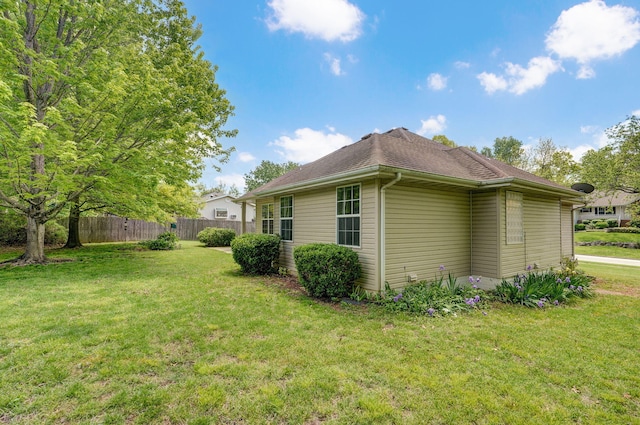 3809 W El Castile St, Springfield, MO 65807 - view of side of property