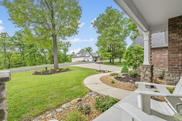 103 Dogwood Ct, Saddlebrooke, MO 65630 - view of grassy yard