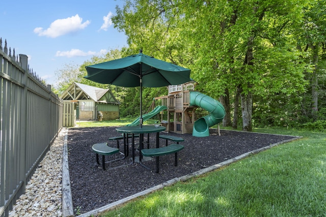 103 Dogwood Ct, Saddlebrooke, MO 65630 - view of jungle gym featuring fence