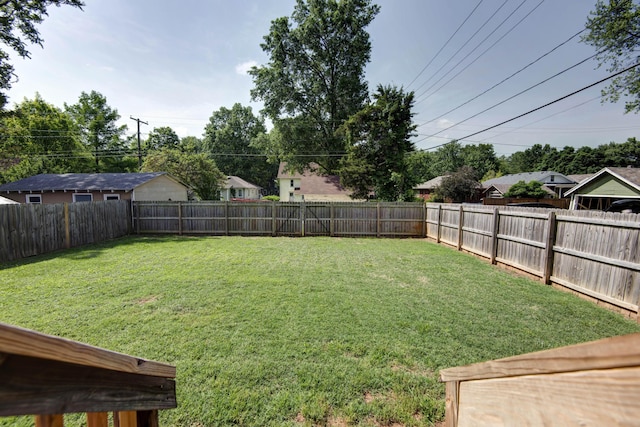 700 E Delmar St, Springfield, MO 65807 - view of yard