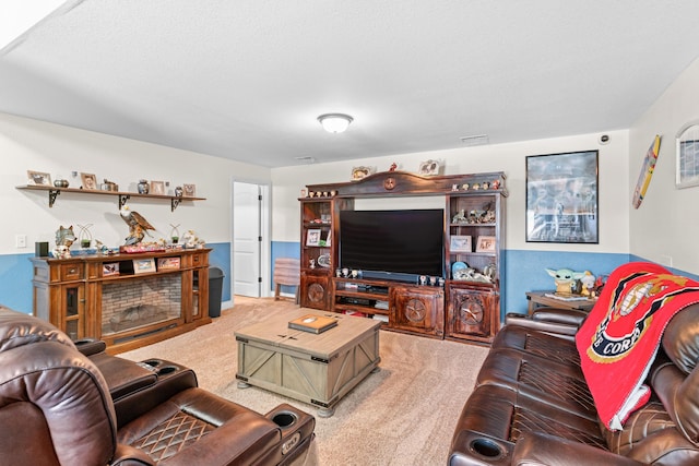 19662 Ladera Rd, Waynesville, MO 65583 - view of carpeted living area