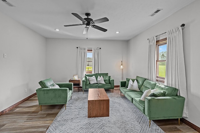16326 Lawrence Unit 1232, Marionville, MO 65705 - living room featuring baseboards, wood finished floors, ceiling fan, and recessed lighting
