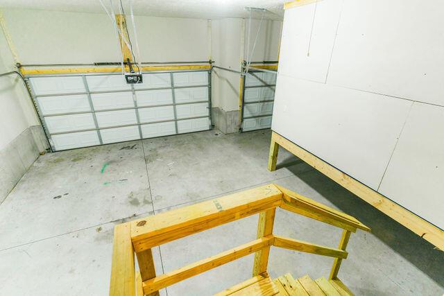 1205 N 12th Ave, Ozark, MO 65721 - view of garage