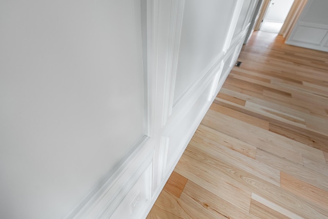 1935 E Canterbury St, Springfield, MO 65804 - detailed view of wood finished floors and a decorative wall