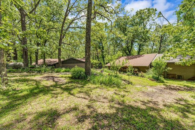 3152 Two Rivers Rd, Highlandville, MO 65669 - view of yard