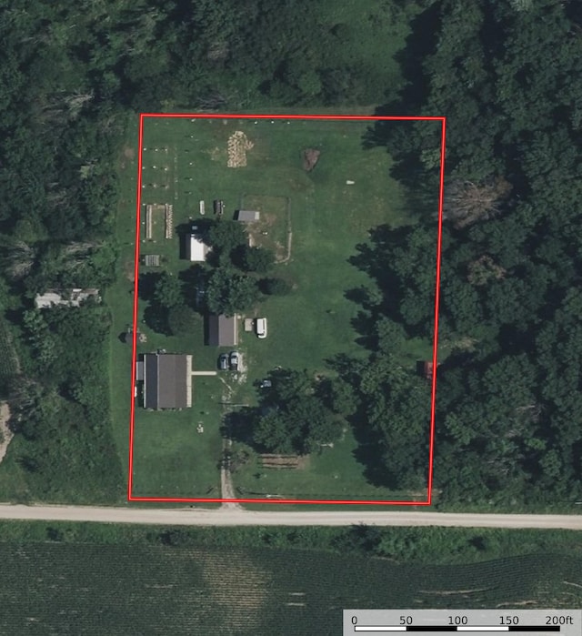 30285 E Pawhuska Rd, El Dorado Springs, MO 64744 - map / location featuring property parcel outlined