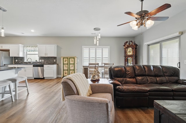 233 Siena Blvd, Branson, MO 65616 - living room with healthy amount of natural light, a ceiling fan, light wood-style flooring, and recessed lighting