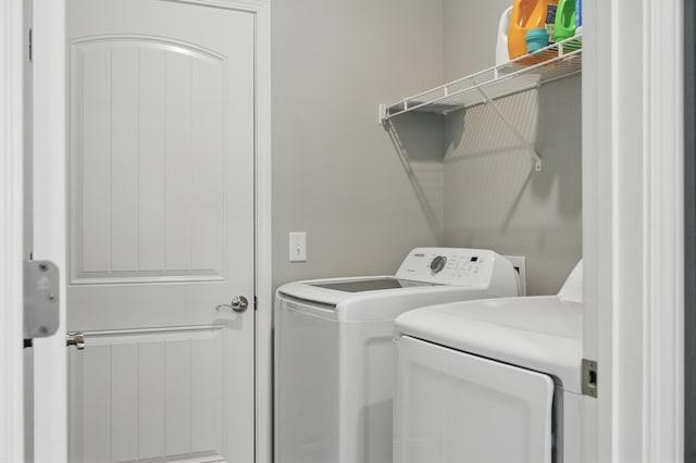 233 Siena Blvd, Branson, MO 65616 - washroom with washing machine and dryer