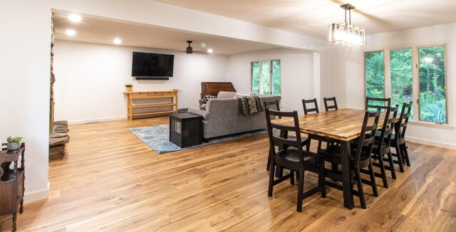 5312 S Hawthorne Dr, Springfield, MO 65804 - dining room featuring light wood-style floors, baseboards, and recessed lighting