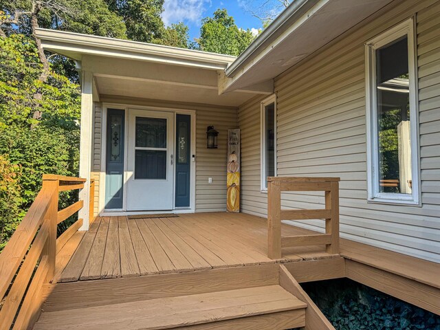 5312 S Hawthorne Dr, Springfield, MO 65804 - view of wooden deck