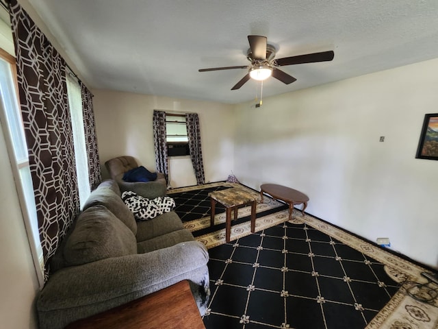 123 E Hubble Dr, Marshfield, MO 65706