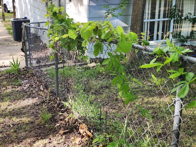 123 E Hubble Dr, Marshfield, MO 65706