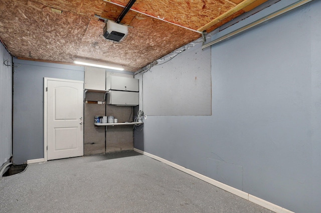 2418 E Catalpa St, Springfield, MO 65804 - below grade area featuring baseboards