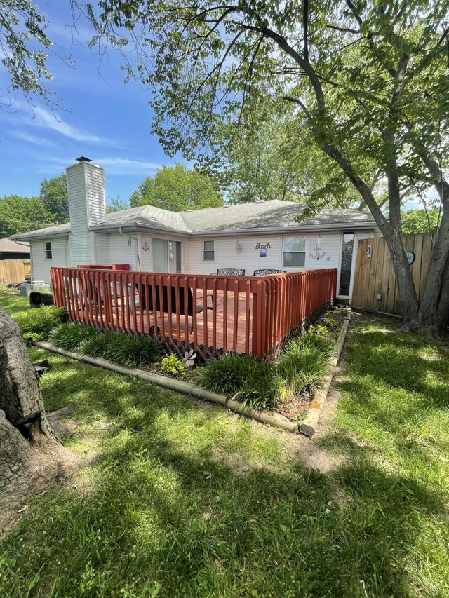 3729 S Parklane Ave, Springfield, MO 65807 - back of house with a deck