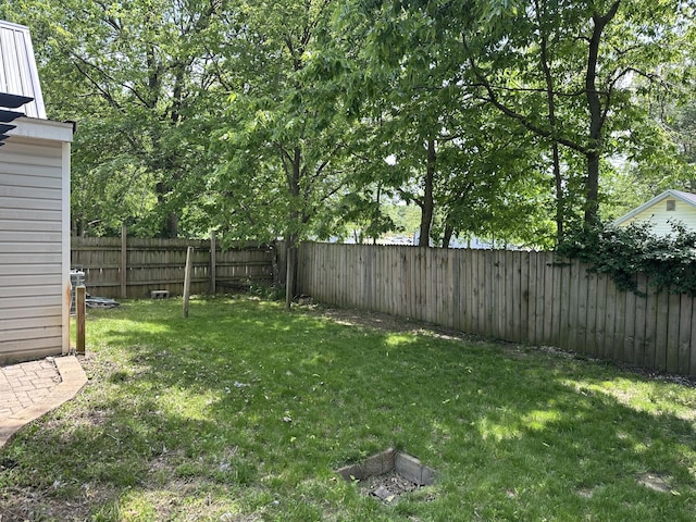 645 N Walnut Ave, Republic, MO 65738 - view of yard