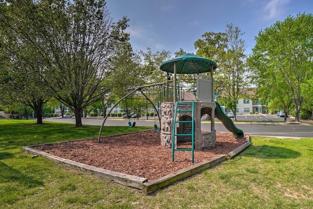 120 Spring Creek Ct Unit 12, Branson, MO 65616 - community playground featuring a yard