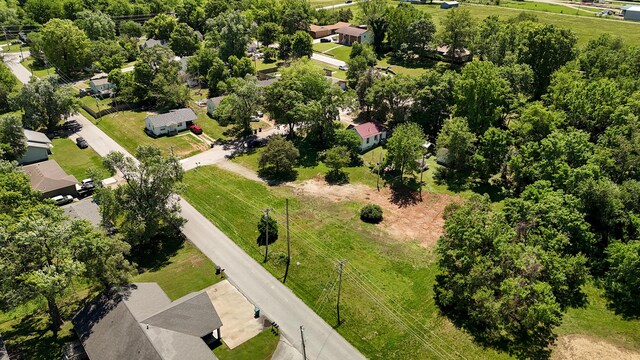 355 Roberts Dr, Mount Vernon, MO 65712