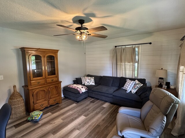 600 Shelton Ave, Ava, MO 65608 - photo 4