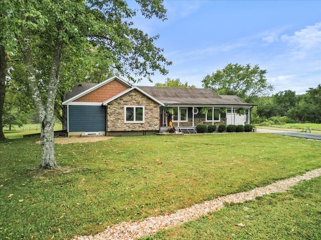 8495 Hwy N, Mountain Grove, MO 65711 - view of front facade with covered porch, stone siding, and a front lawn