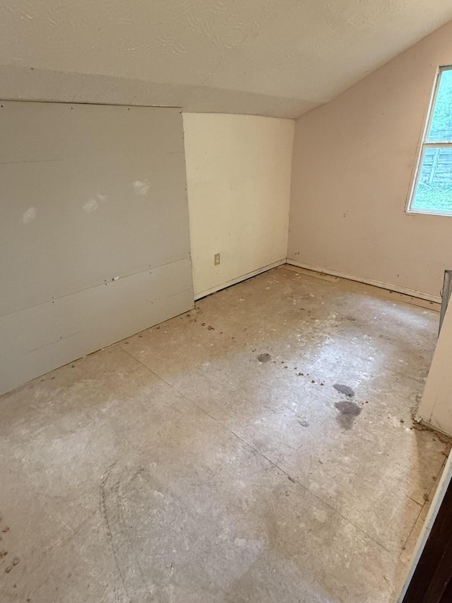 911 W Locust St, Springfield, MO 65803 - view of spare room