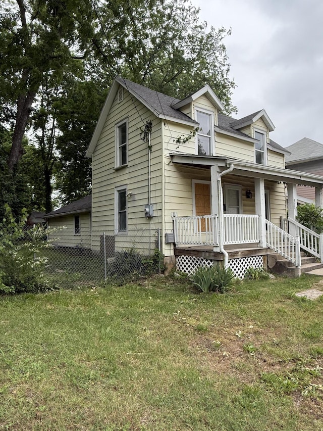 911 W Locust St, Springfield, MO 65803 - view of front of house with a porch and a shingled roof