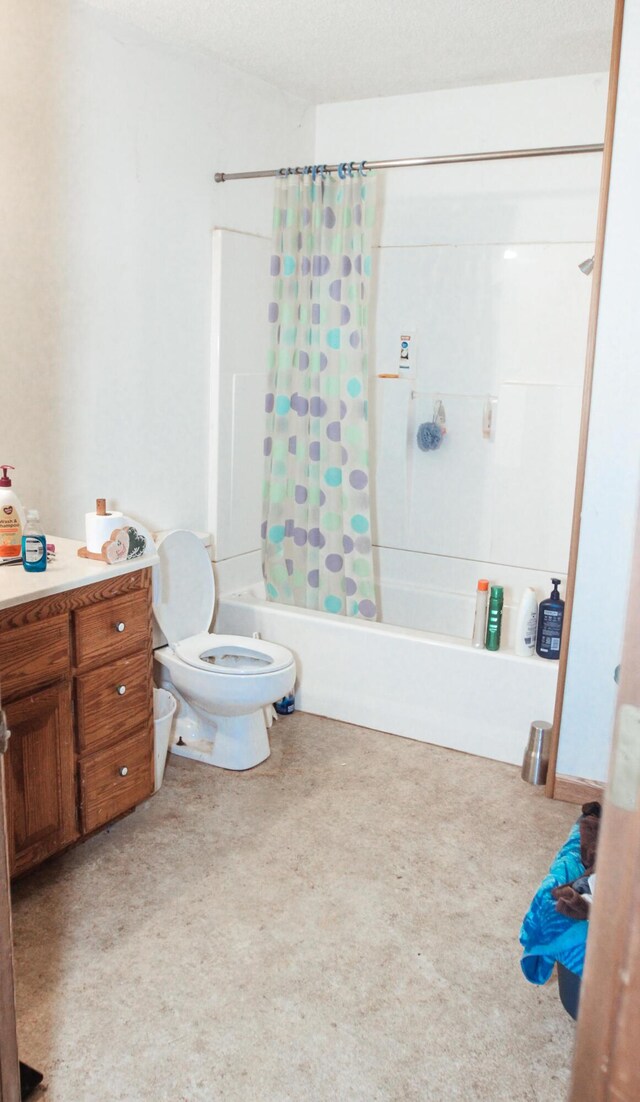 9 Carte Sq, West Plains, MO 65775 - bathroom with shower / tub combo, toilet, and vanity