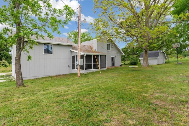 898 Short State Highway Y, Marshfield, MO 65706 - back of property with a yard, a sunroom, and a shingled roof