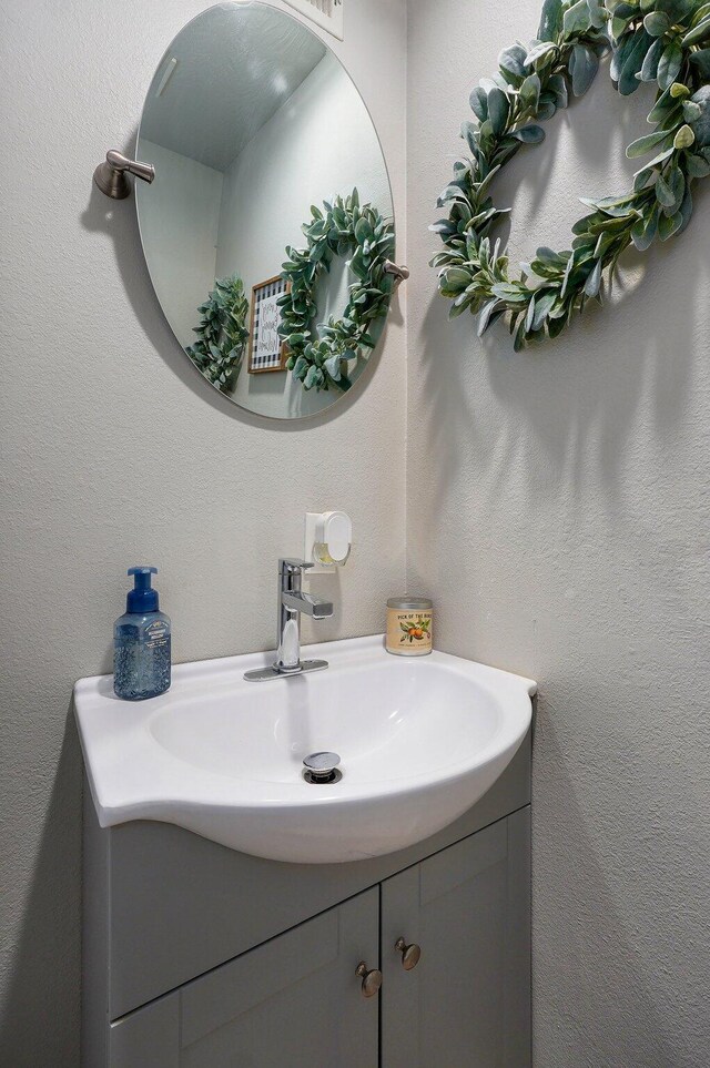 505 Thunderbird Dr, Rogersville, MO 65742 - bathroom with vanity