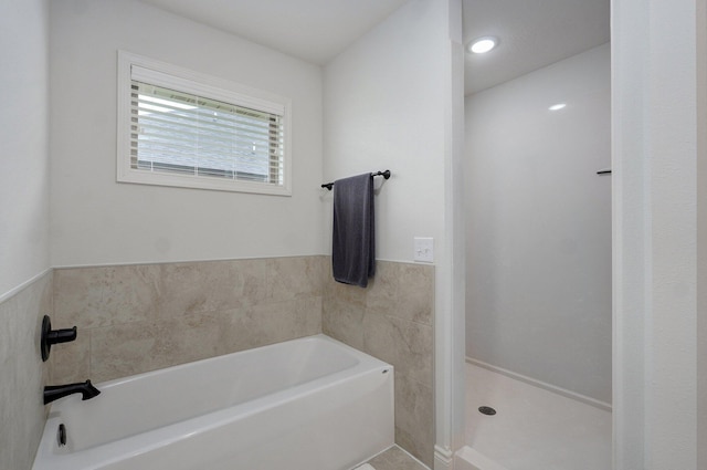 1002 E Tipperary Ct, Nixa, MO 65714 - full bath with a bath