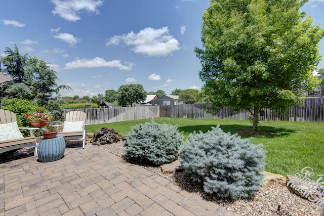 992 N Cedar Ridge Ave, Springfield, MO 65802 - view of patio / terrace