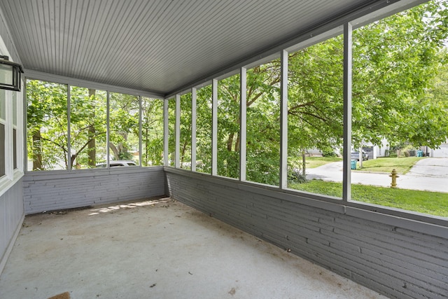 1116 W University St, Springfield, MO 65807 - view of unfurnished sunroom