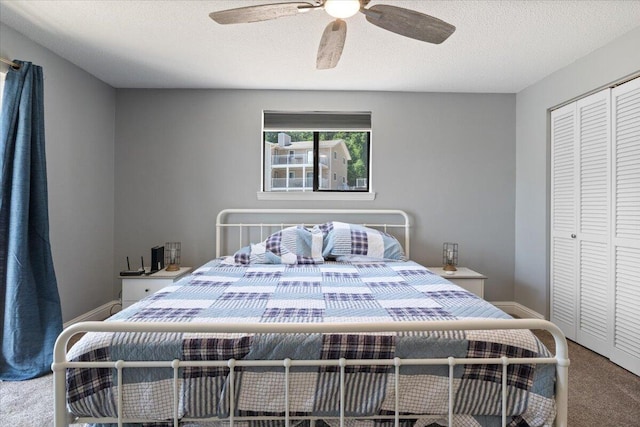 783 Winn Rd Unit 5B, Osage Beach, MO 65065 - carpeted bedroom featuring a closet and a ceiling fan