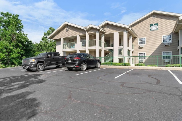 175 W Rockford Dr Unit 6, Branson, MO 65616 - view of building exterior featuring uncovered parking