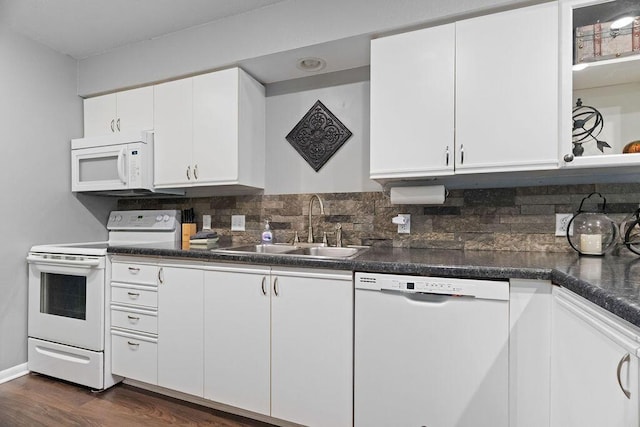 175 W Rockford Dr Unit 6, Branson, MO 65616 - kitchen featuring white appliances, a sink, white cabinetry, and dark countertops