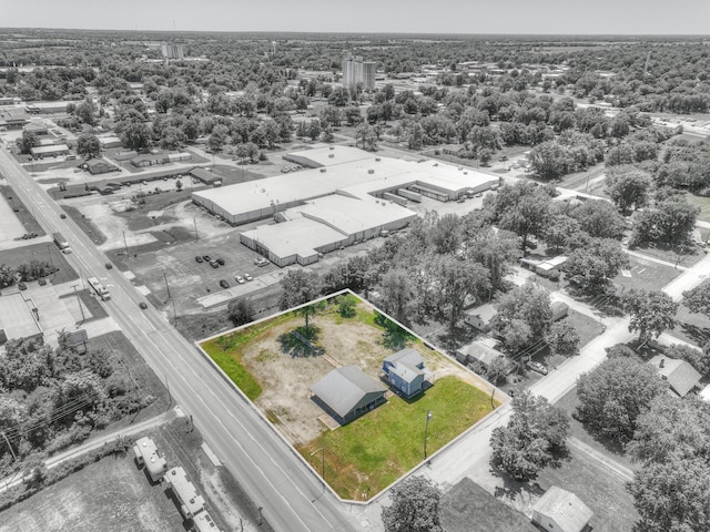 511 N E, Columbus, KS 66725 - aerial view of property and surrounding area featuring property boundaries highlighted