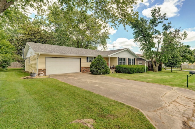940 Carl Allen St, Mount Vernon, MO 65712 - single story home featuring a garage, concrete driveway, a front lawn, and brick siding