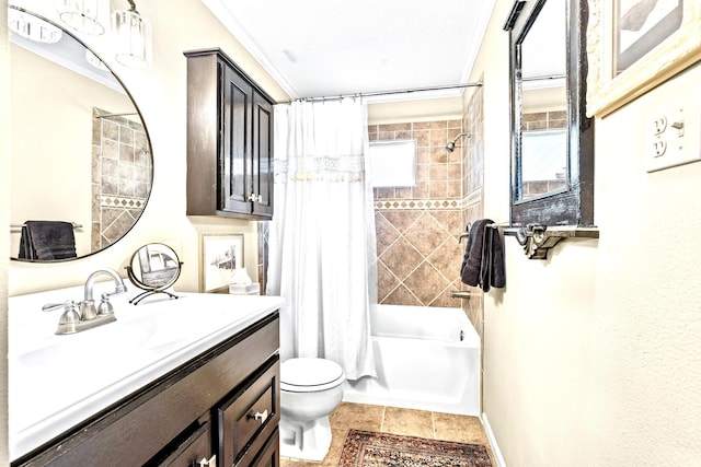 801 N Myrtle St, Pierce City, MO 65723 - full bathroom featuring shower / bath combination with curtain, toilet, vanity, and crown molding