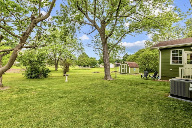 801 N Myrtle St, Pierce City, MO 65723 - view of green lawn with central air condition unit