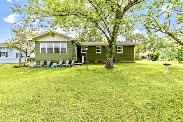 801 N Myrtle St, Pierce City, MO 65723 - back of house with a yard
