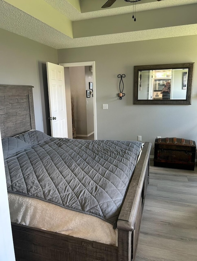 3943 W Kay Pointe Blvd, Springfield, MO 65802 - bedroom with wood finished floors