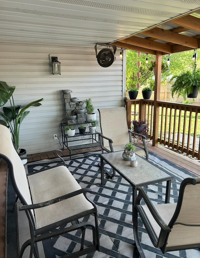 3943 W Kay Pointe Blvd, Springfield, MO 65802 - view of patio