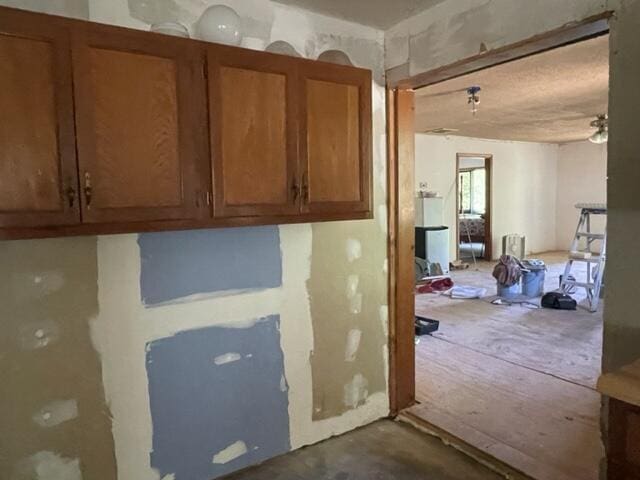 10694 Red Spring Rd, Mountain Grove, MO 65711 - interior space