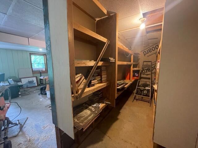 10694 Red Spring Rd, Mountain Grove, MO 65711 - view of storage
