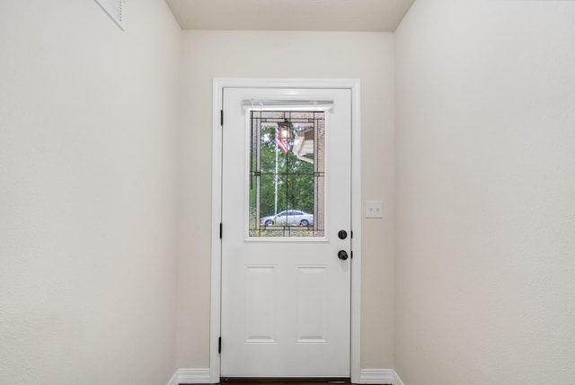 131 Lake Beach Ln, Hollister, MO 65672 - entryway with baseboards