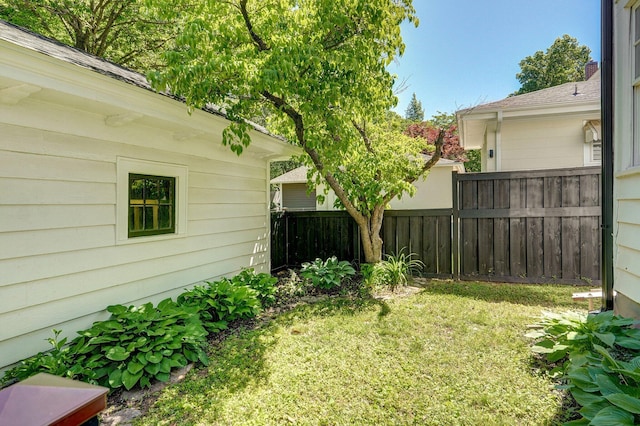 1501 E Walnut St, Springfield, MO 65802 - view of yard