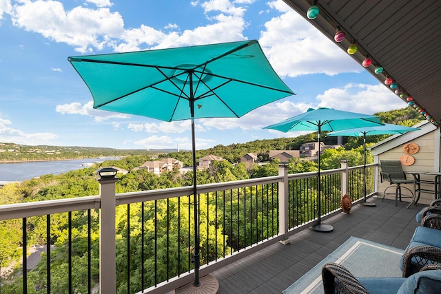 10 Treehouse Ln Unit 11, Branson, MO 65616 - view of wooden deck