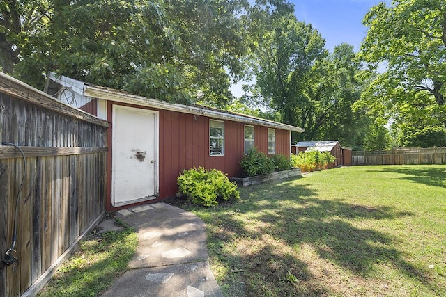 103 W Mockingbird Ln, Crane, MO 65633 - view of doorway to property