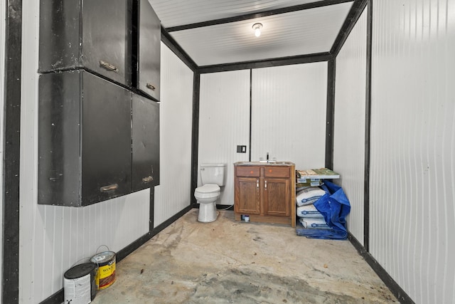 5680 N Farm Rd Unit 215, Strafford, MO 65757 - bathroom with toilet and concrete floors